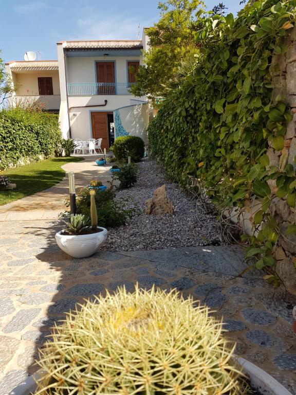 Vonkajšia záhrada v ubytovaní Villa La Chiocciola