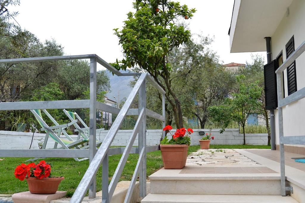 Zahrada ubytování Il Girasole Formia Guesthouse rooms