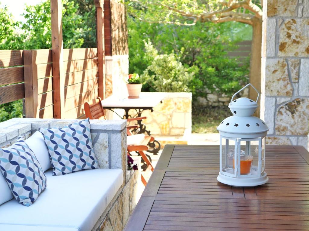 Posedenie v ubytovaní Villa Victoria Boutique Apartments