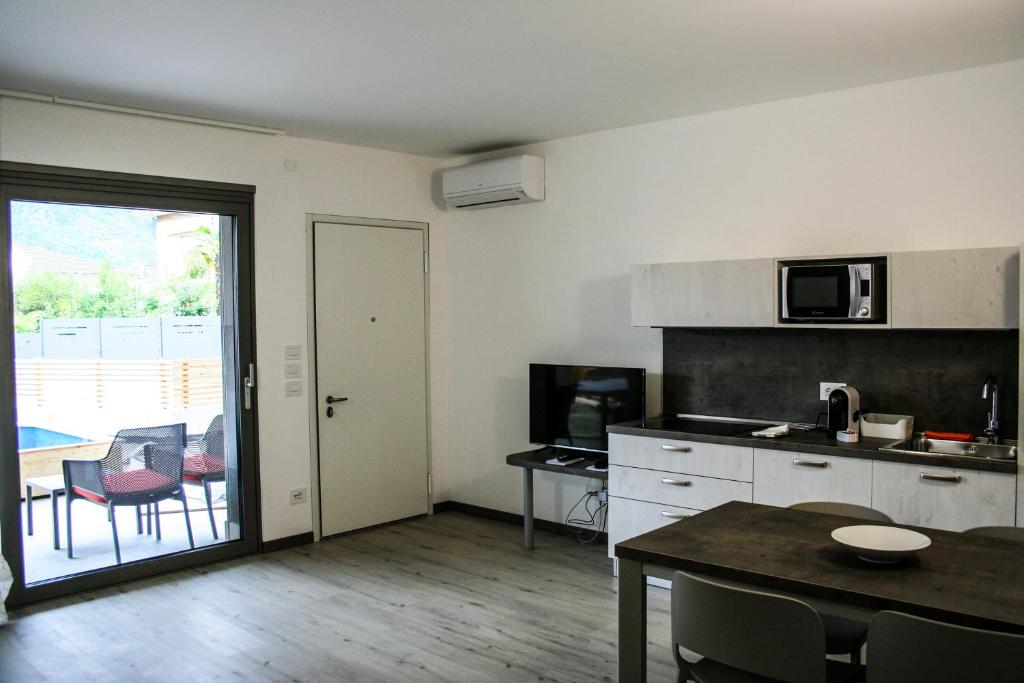 GardaBreak Rooms&Breakfast Holiday Apartments - Apartment - Ground Floor