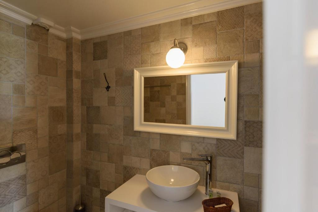 A bathroom at Filenia
