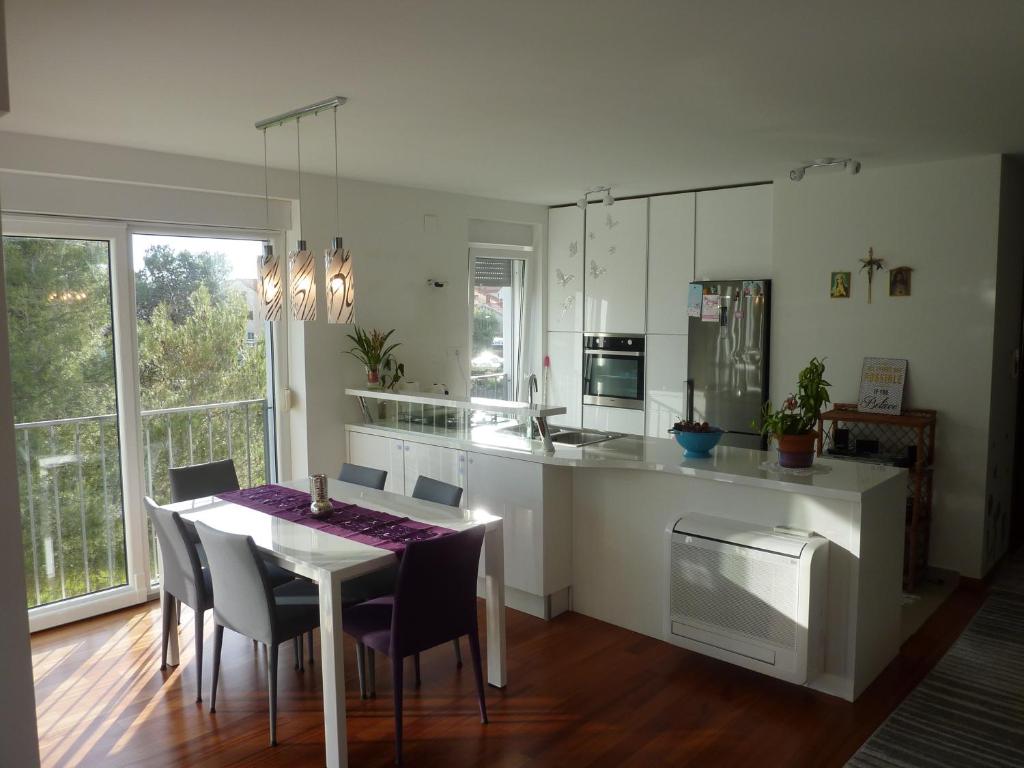 Rita Exclusive Apartments with Parking - 17