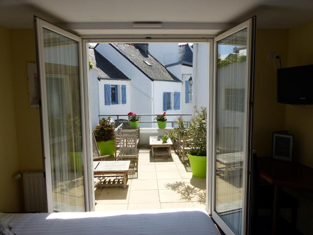Hotel Le Marin - Family Room (2 Adults + 2 Children)