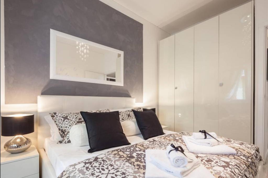 Residenza Arena - 阳台的一居室公寓-Corso Porta Nuova 20