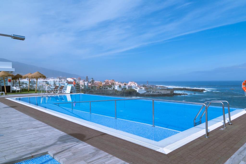 Bazén v ubytování Hotel Vallemar nebo v jeho okolí
