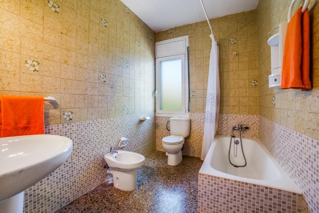 Koupelna v ubytování Vivalidays Casa Genis