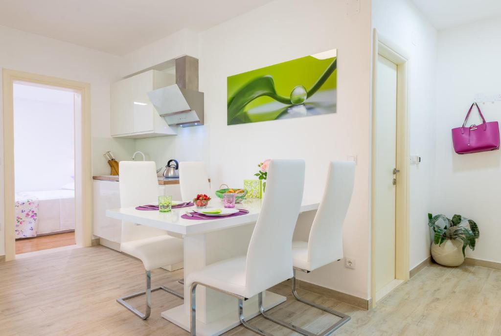 Posedenie v ubytovaní Apartment Ortensia Dubrovnik Colors