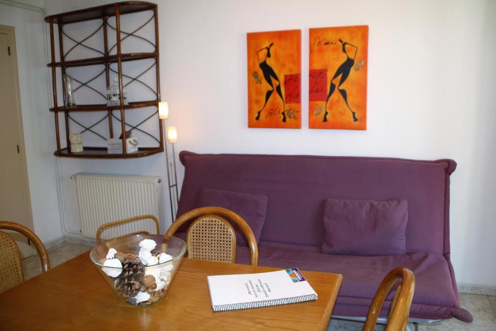 Apartaments Ocean Canada - One-Bedroom Apartment 2