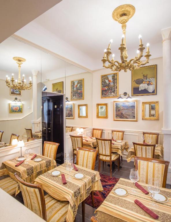 Old Town City Center Apartments - 1