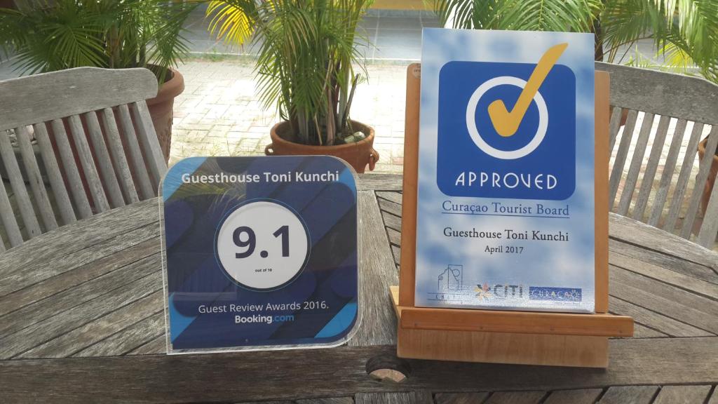 Certifikát, hodnocení, plakát nebo jiný dokument vystavený v ubytování Bed and Breakfast Toni Kunchi