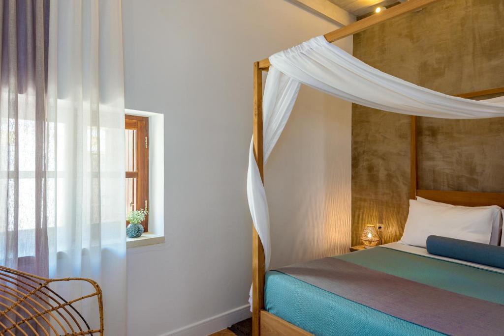 Lithinon Luxury Suites with Free Parking - 8