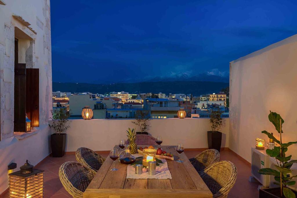 Lithinon Luxury Suites with Free Parking - 19