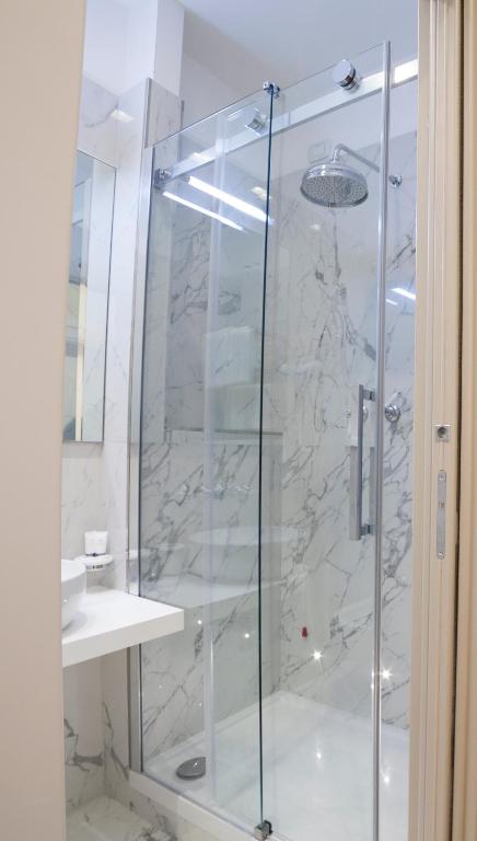 Łazienka w obiekcie Margherita Suites