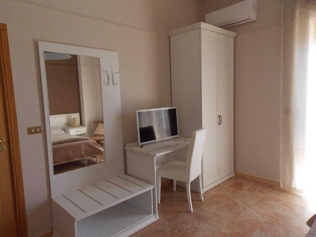 Telewizja i/lub zestaw kina domowego w obiekcie B&B Soli D'oro
