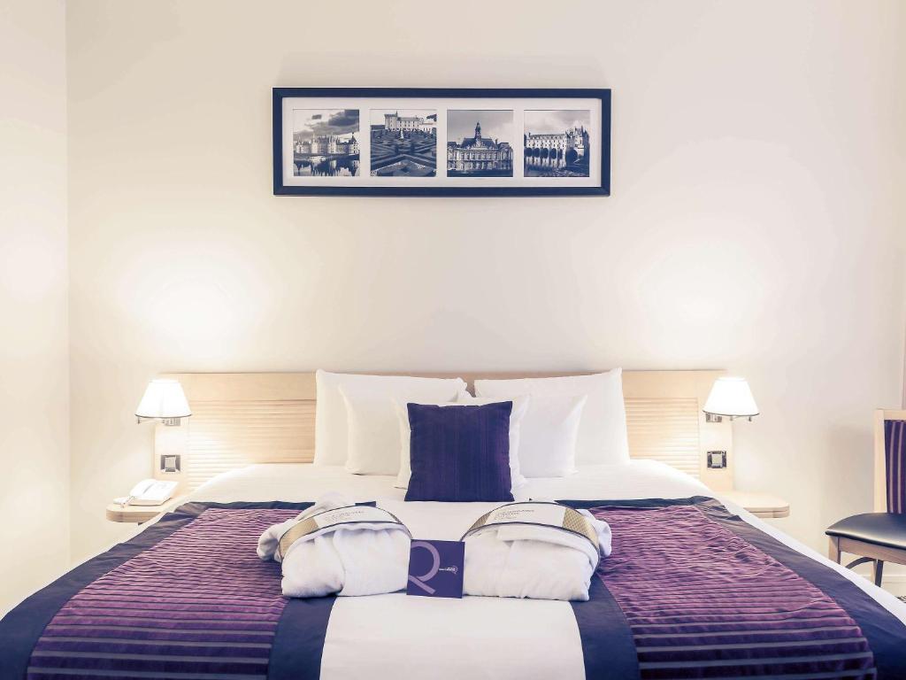 Mercure Tours Centre Gare et Congrès - Family Suite With 2 Connecting Rooms
