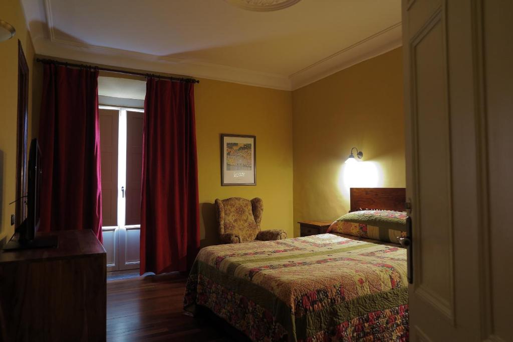 Gallery image of Hostal Esmeralda in Comillas