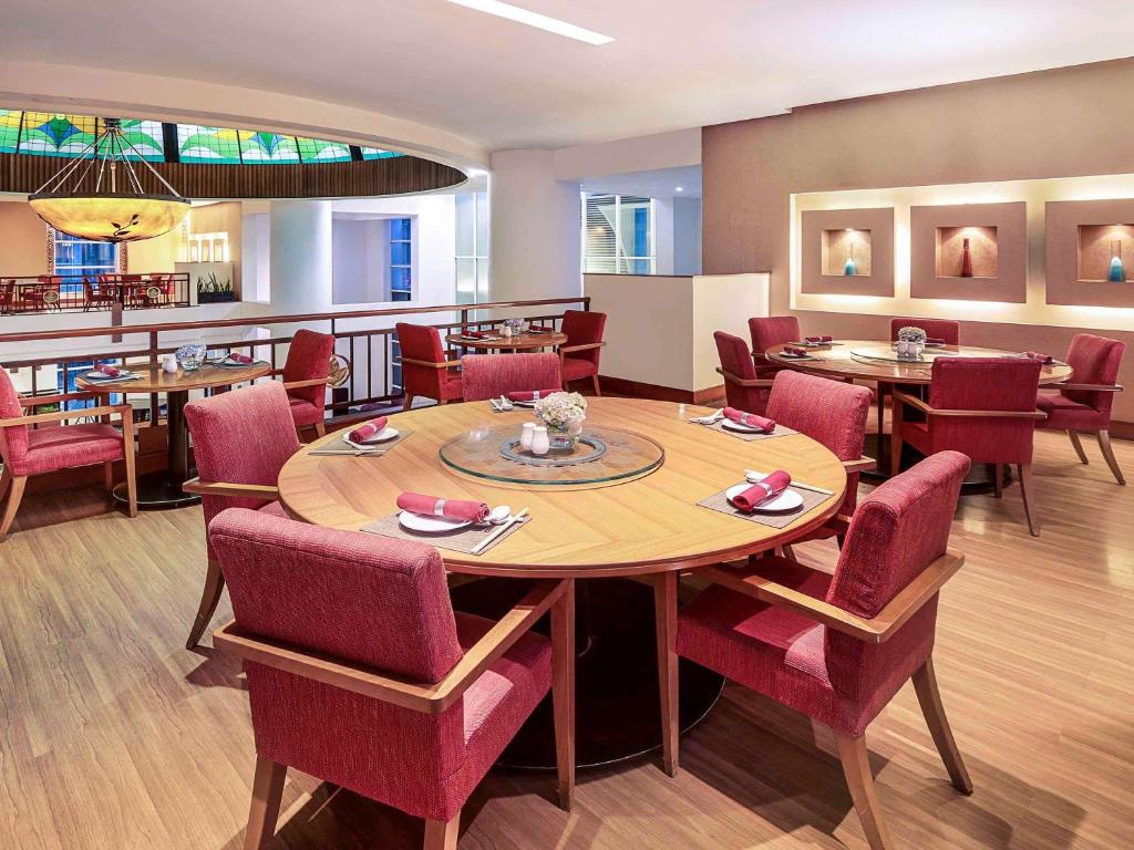 Posezení v ubytování Mercure Jakarta Kota