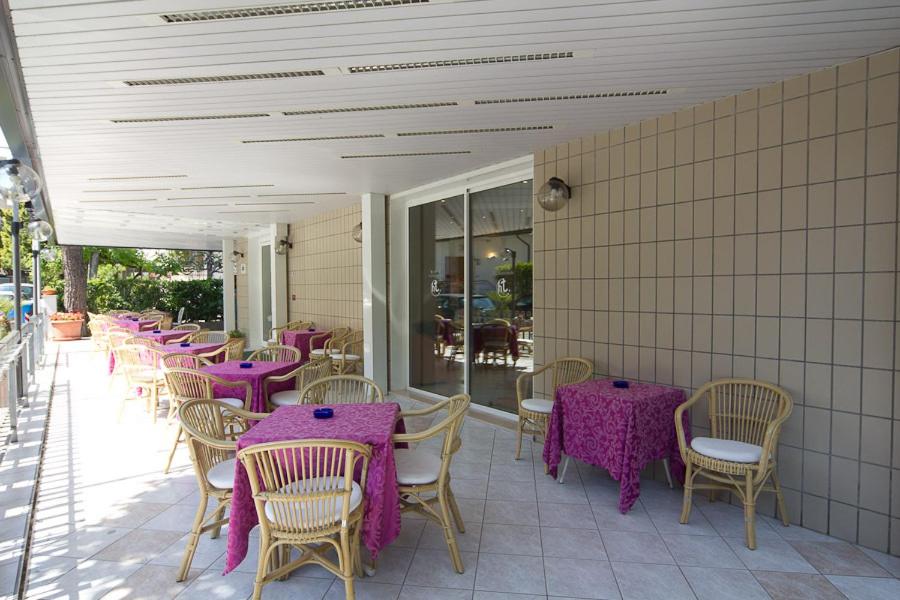 Restaurace v ubytování Hotel Tenerife