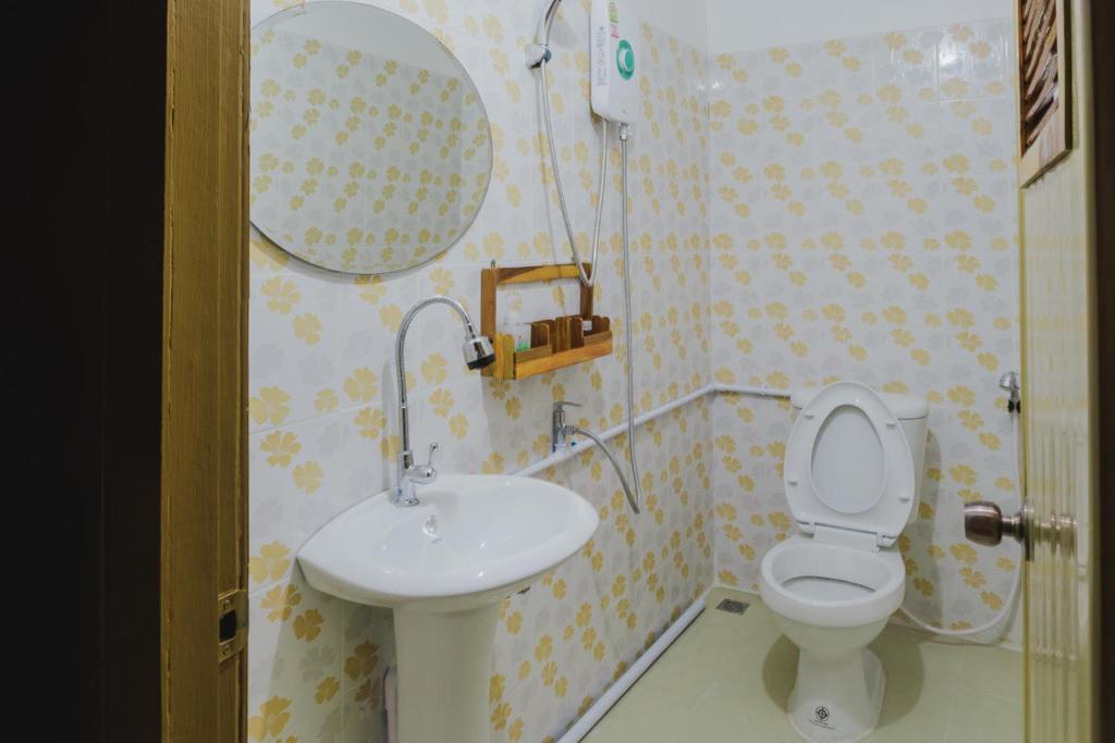 The history cafe' & guesthouse - 13