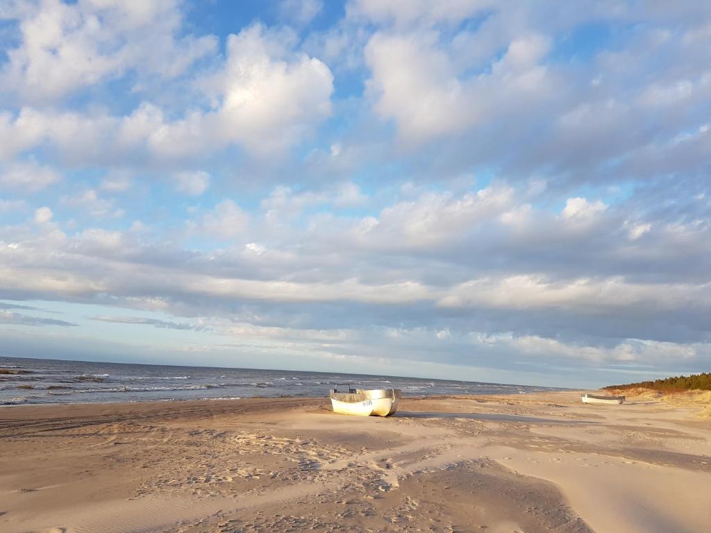 Zdjęcie z galerii obiektu Sea House Dzelmes w mieście Mazirbe