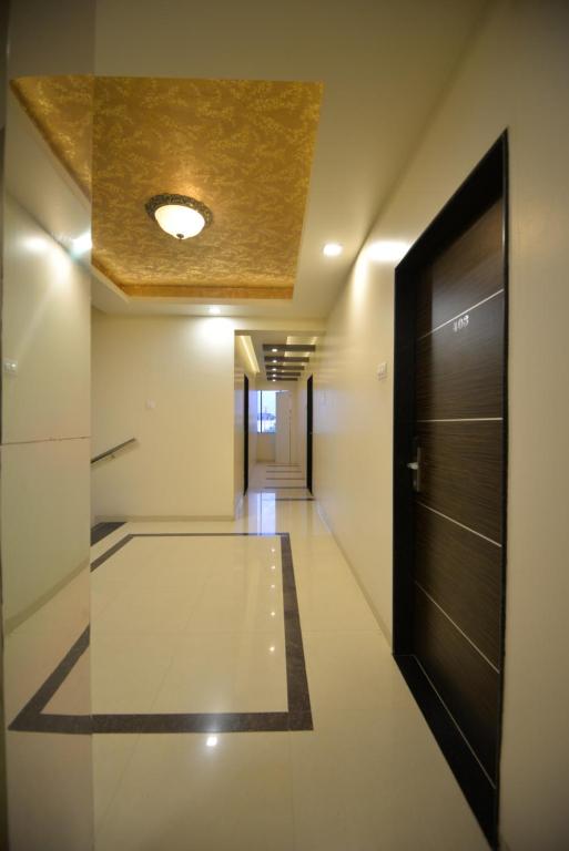 Fotografie z fotogalerie ubytování Hotel Radhe Krishna v destinaci Solapur