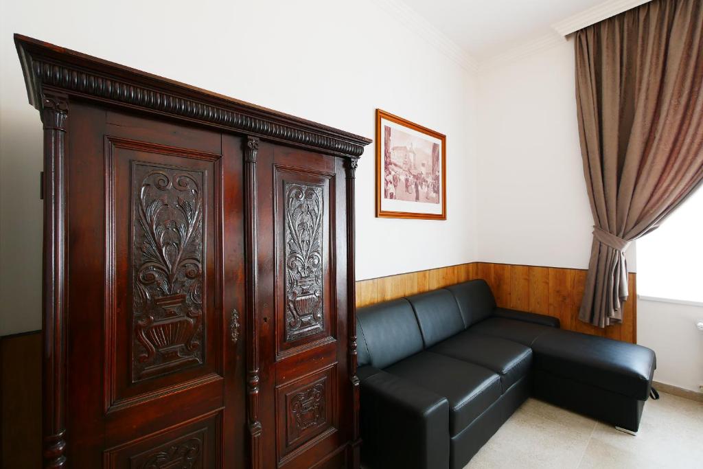 Apartment Karla Capka Street - 6