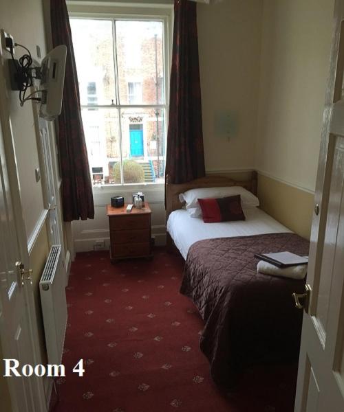 The Arches Guest House - Single Room En-Suite (R4 First Floor)