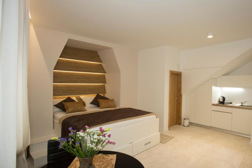 Situs Residence - 17