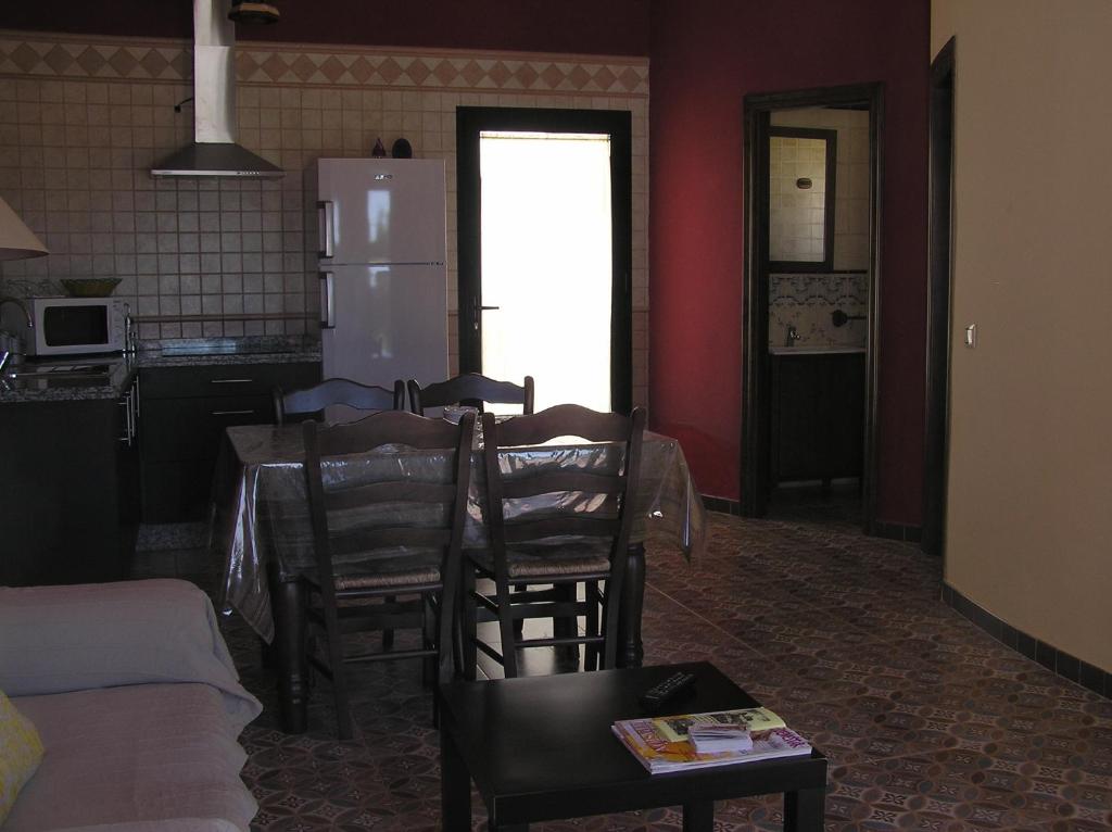 Una cocina o zona de cocina en Alojamiento Rural El Chaparral