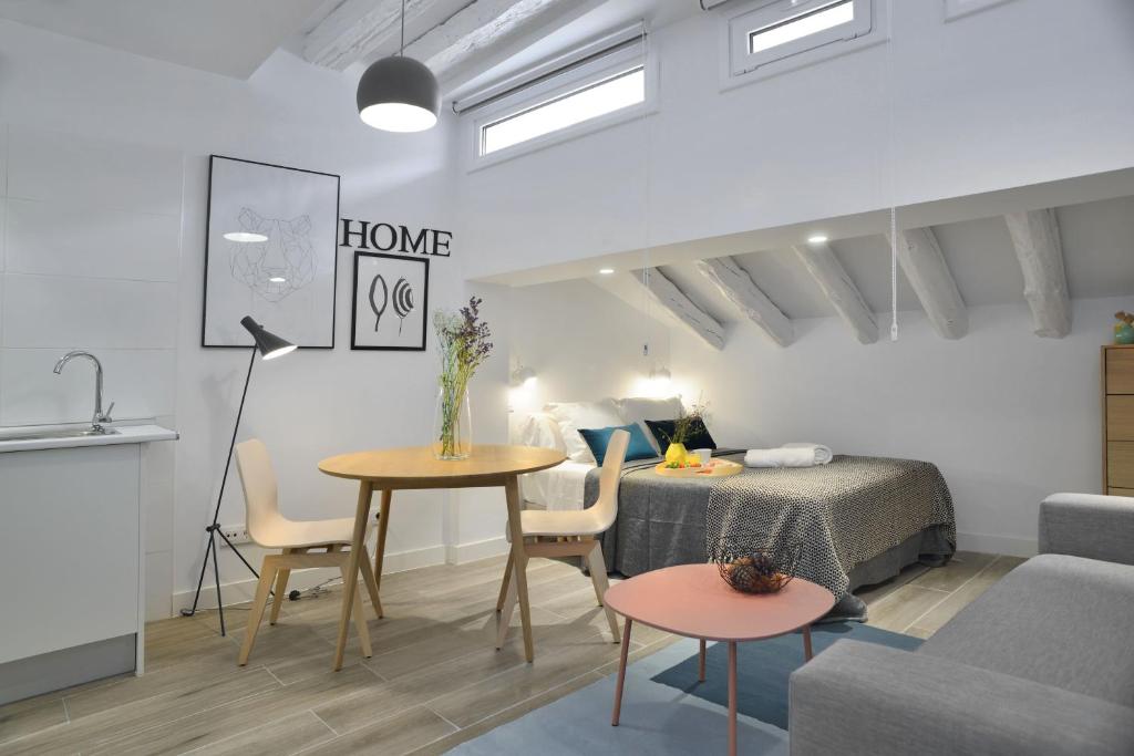 nQn Aparts & Suites Madrid - 1