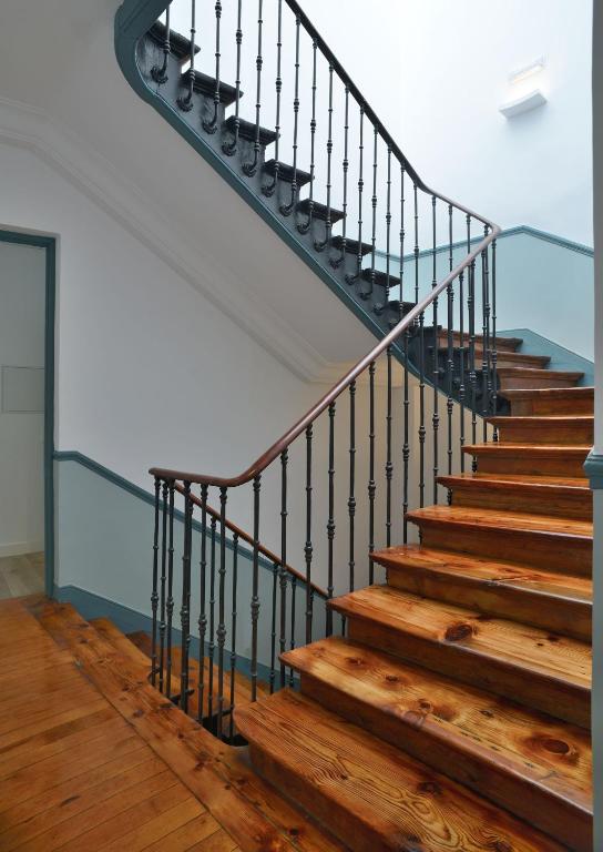 nQn Aparts & Suites Madrid - Resim 43