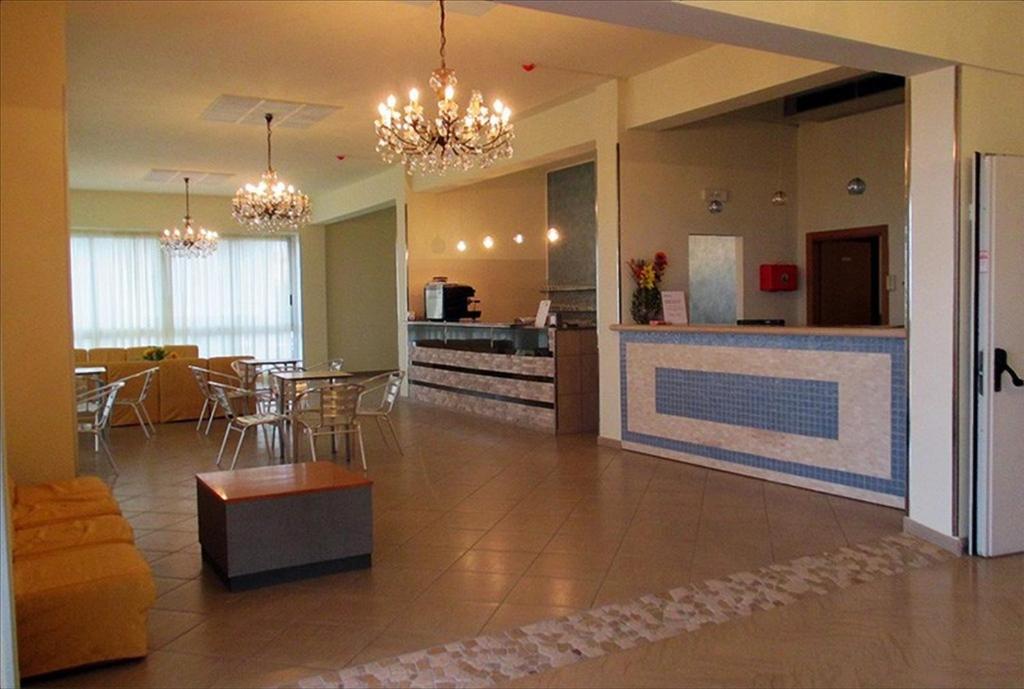 Kuchyň nebo kuchyňský kout v ubytování Hotel Moja