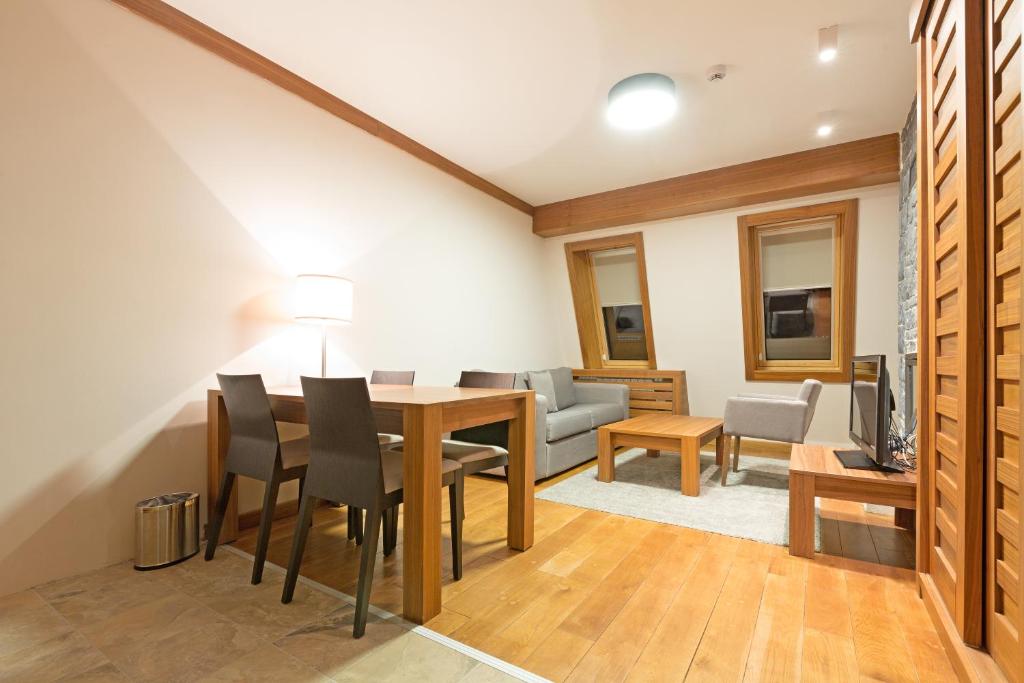 Aparthotel Vucko - Appartement - Niveau Partagé