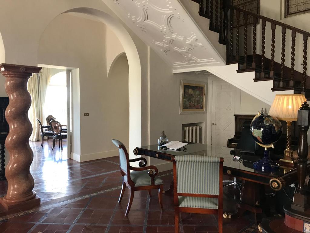 Posezení v ubytování Casa Palacio VillaZambra