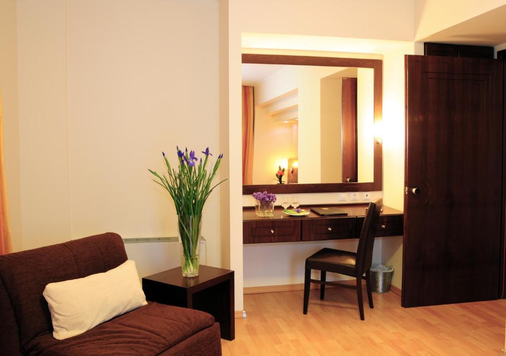 Posezení v ubytování Flisvos Hotel Nafpaktos