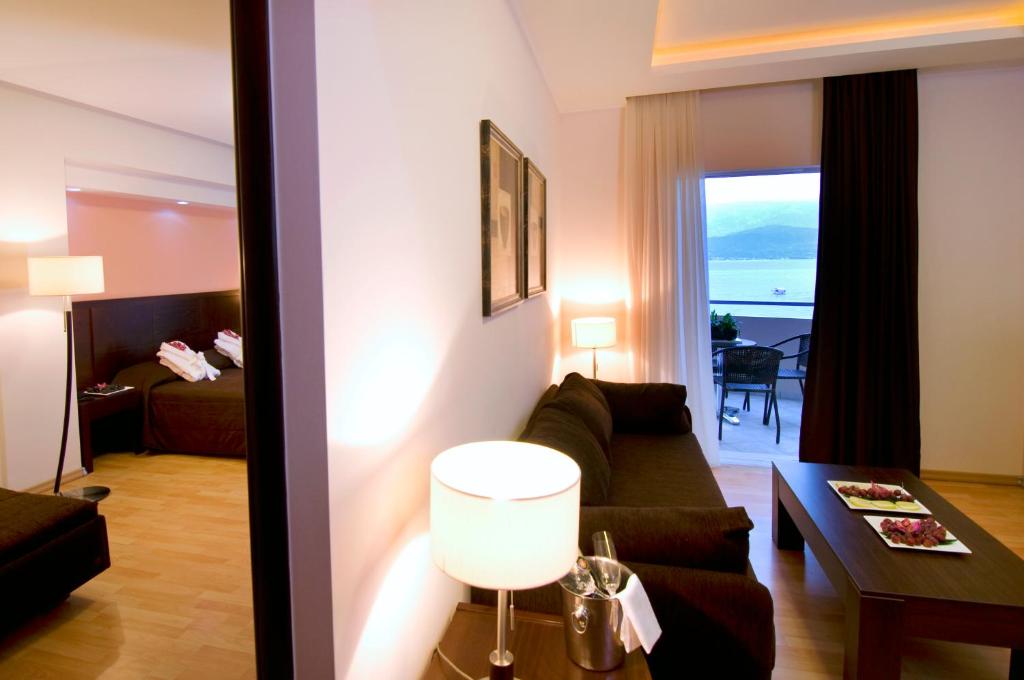 Flisvos Hotel Nafpaktos