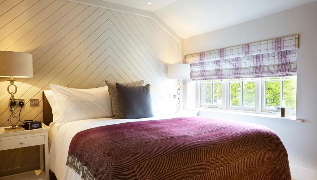 The Mayfield Seamer - Resim 16