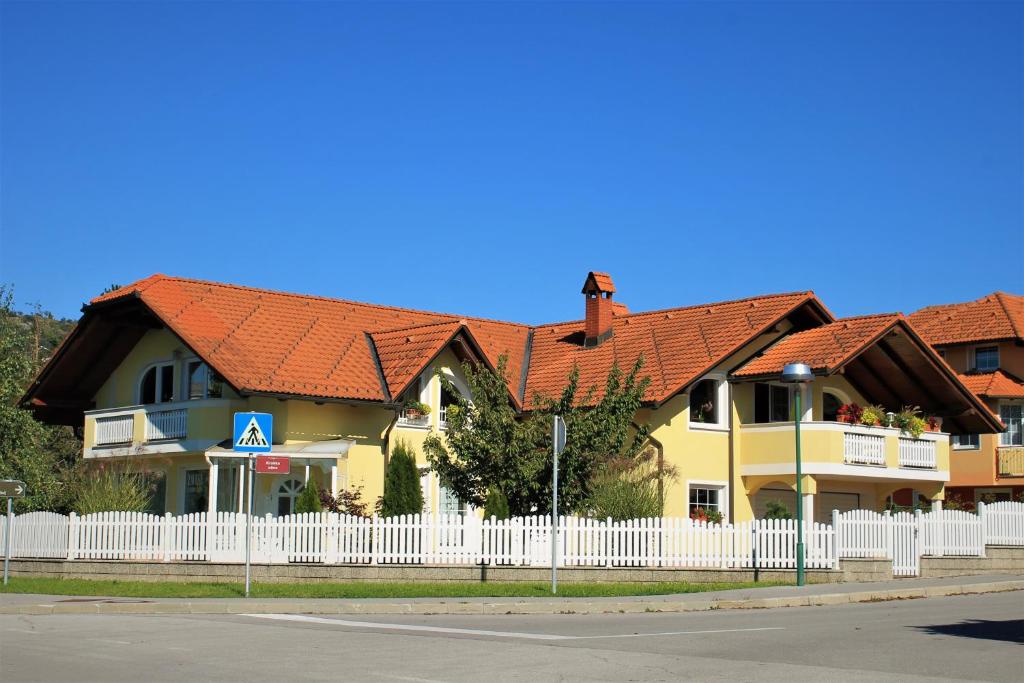 Budova, kde se penzion nachází
