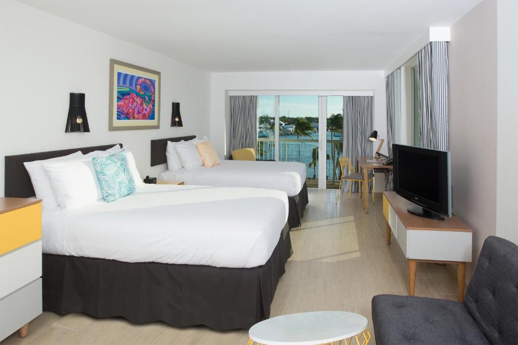 Warwick Paradise Island Bahamas - All Inclusive - Adults Only - Balcón Harbor Deluxe Double Double