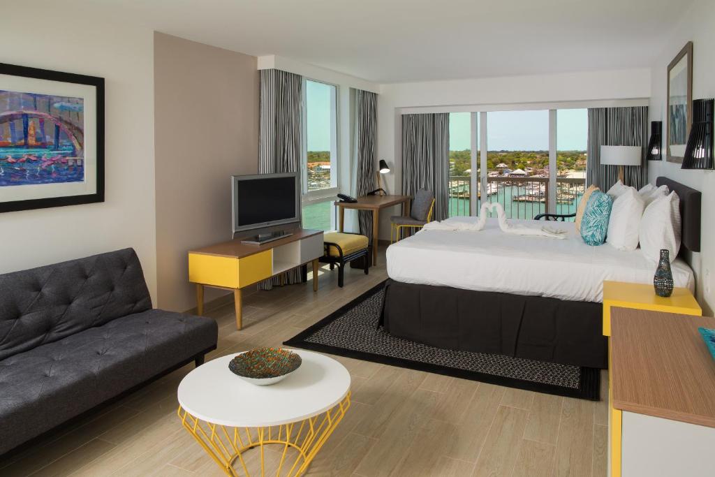 Warwick Paradise Island Bahamas - All Inclusive - Adults Only - Rey De Balcón Premium De Puerto