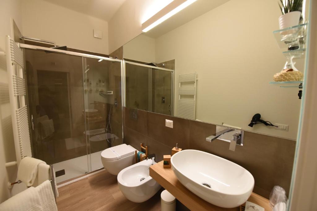 Nicola's Luxury Rooms - 15