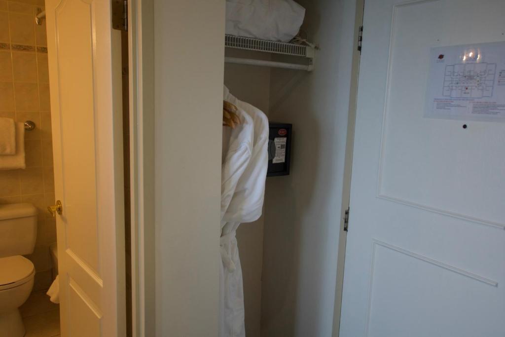 Century Plaza Hotel - Resim 33