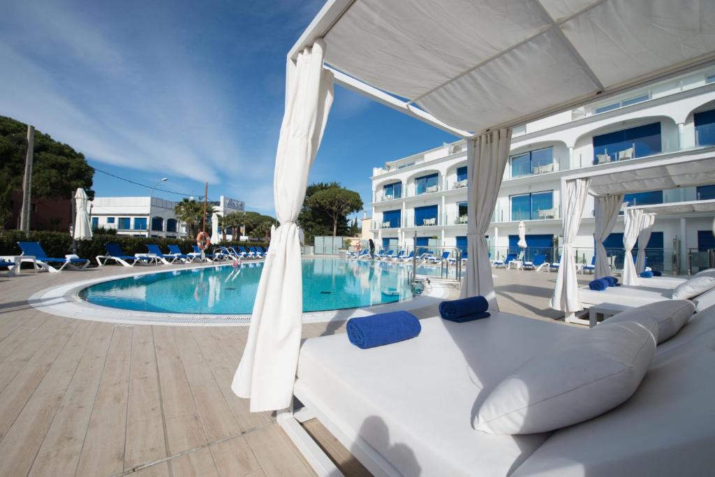Apartahoteles Masd Mediterraneo Hotel Apartamentos Spa en Castelldefels, Cataluña