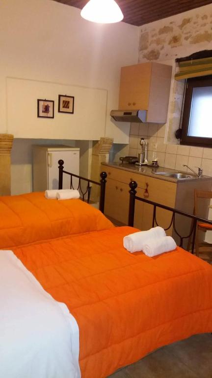 Artemisia Traditional Home - Apartment (3 Adults)