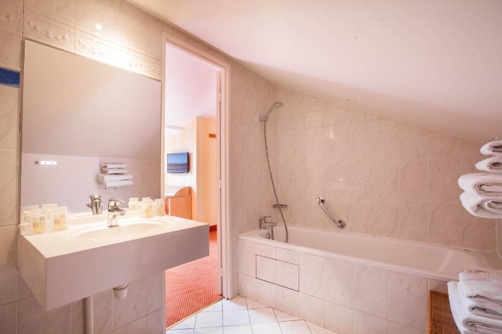 Hotel Delambre - Resim 3