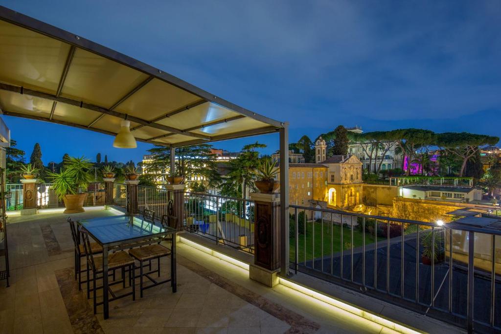 A balcony or terrace at Lf View