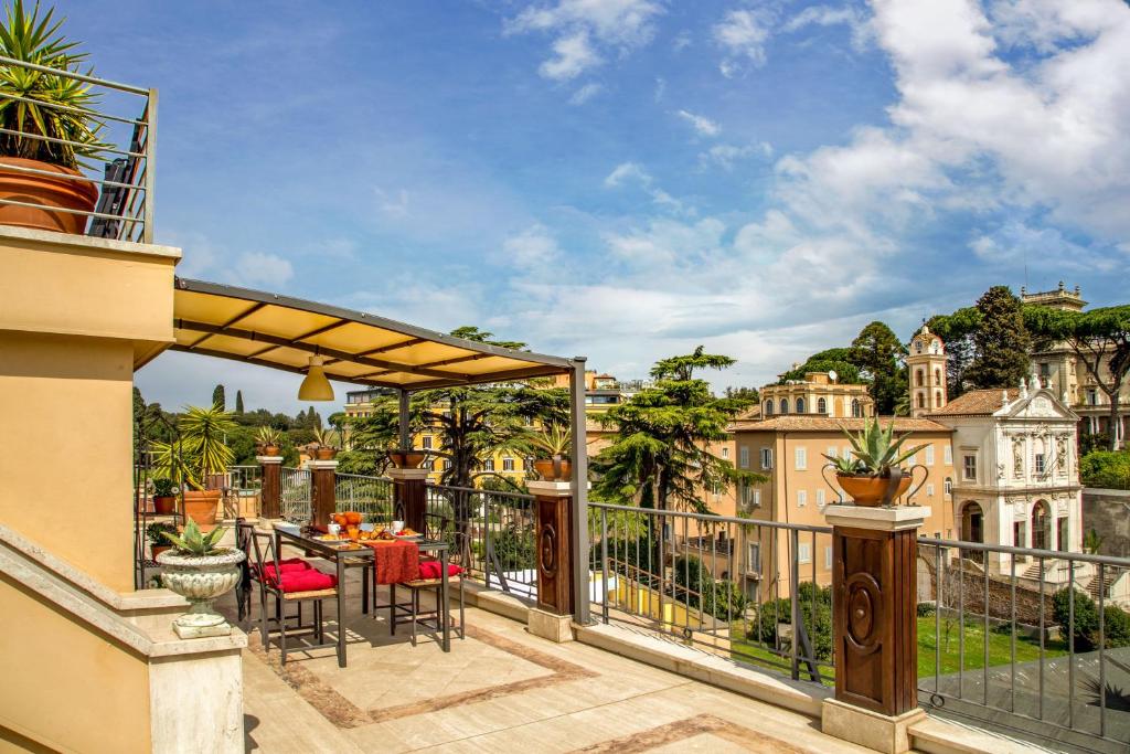 A balcony or terrace at Lf View