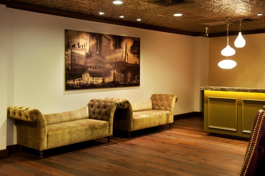 Posezení v ubytování Golden Gate Casino Hotel