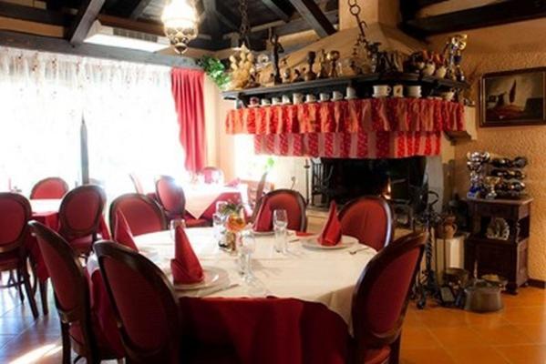 Restaurace v ubytování Hotel Makin