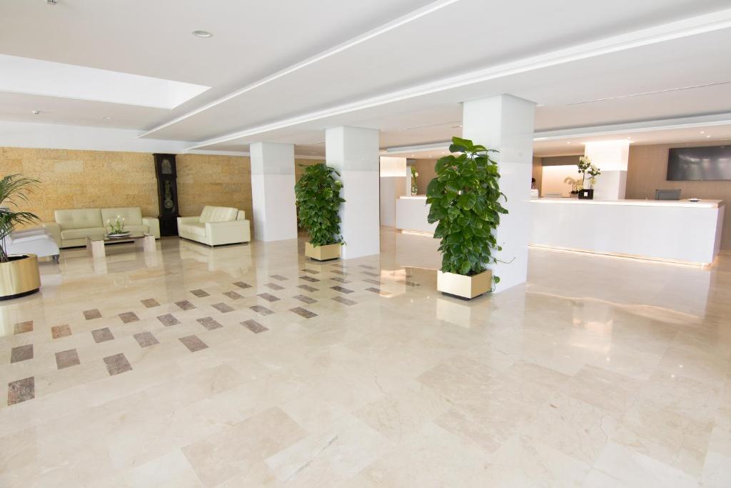 Lobby alebo recepcia v ubytovaní CM Playa del Moro